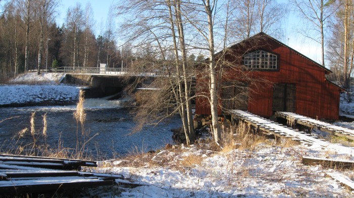 Bridge and river (which was frozen the next morning)