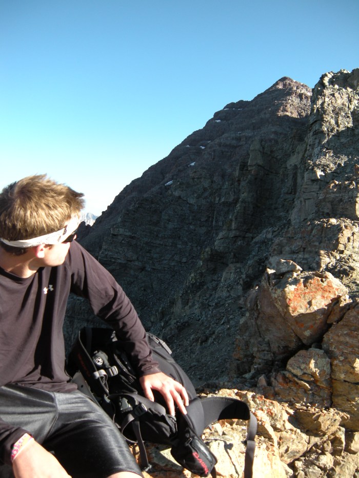 Chris examines the first bigger task of the day.