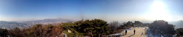 Summit Panorama. For an interactive version of this photo, click on it.