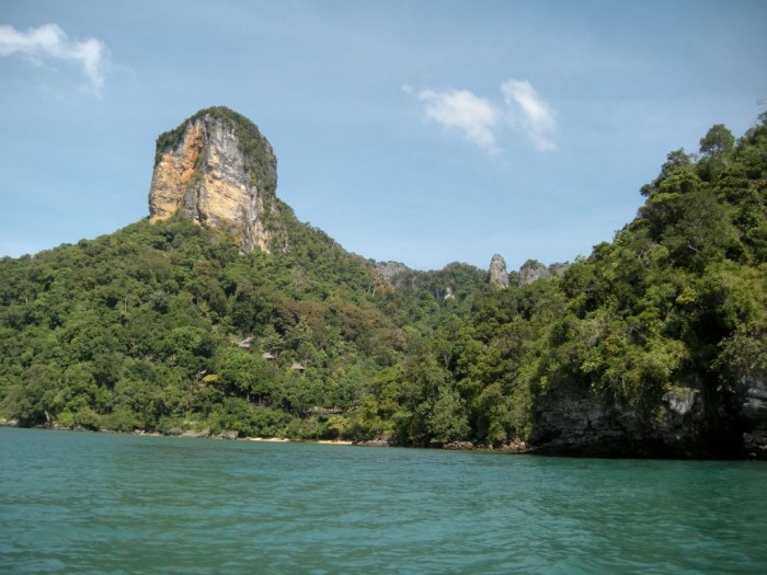 On the Way to Pak Barra