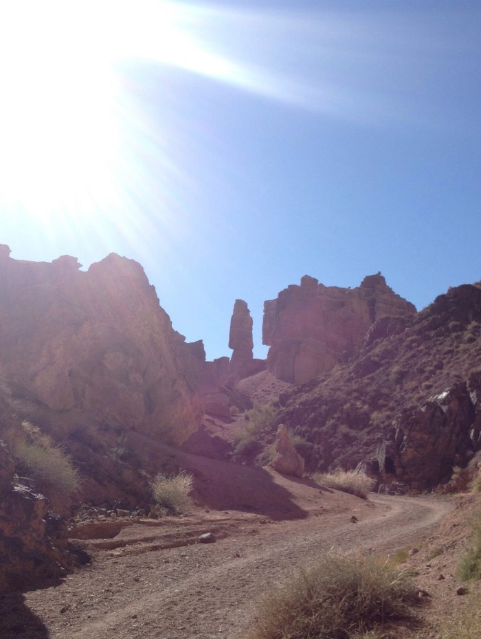 Walking back up the Valley of Castles
