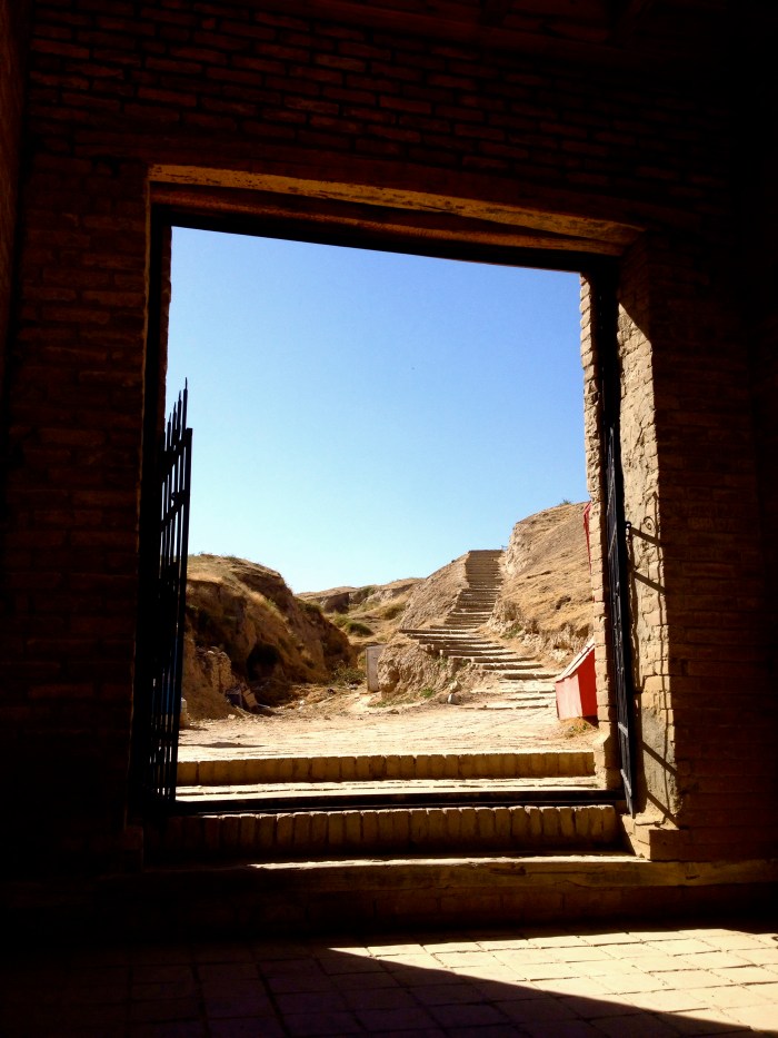 Doorway between Afrosiab and the Tomb of the Prophet Daniel